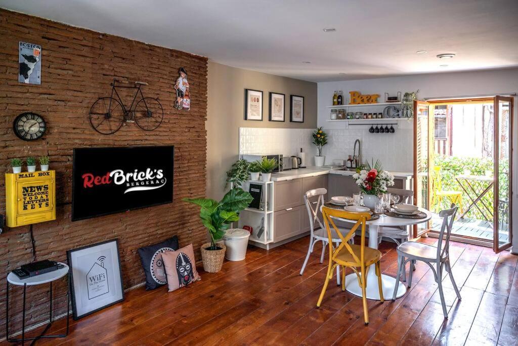 Redbrick'S Bergerac, Au Coeur Du Centre Historique Apartment Ngoại thất bức ảnh